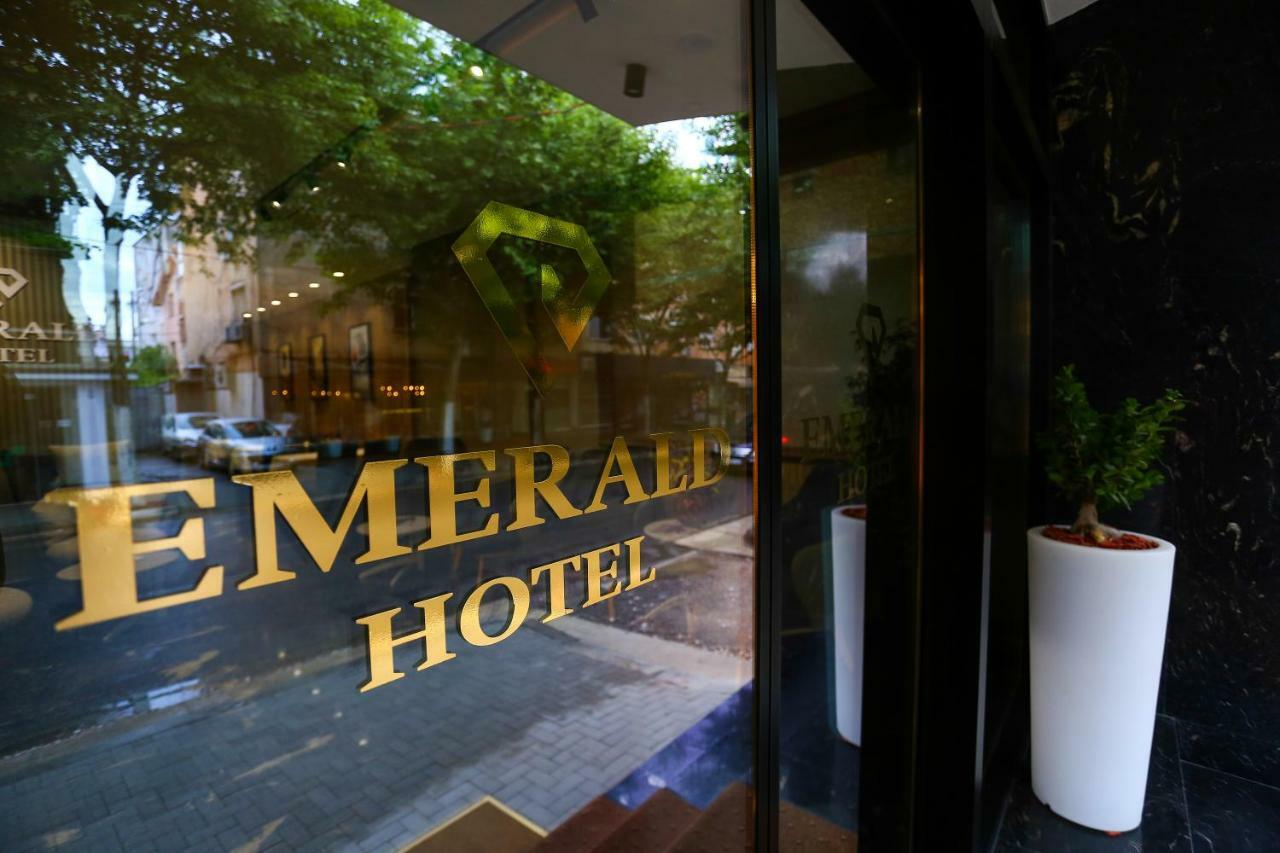 Emerald Boutique Hotel ติรานา ภายนอก รูปภาพ